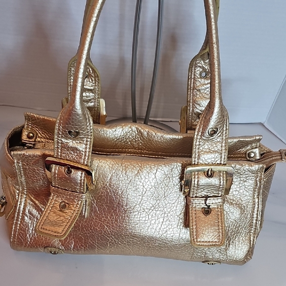 XOXO Metallic Gold Shoulder Bag - Picture 2 of 10